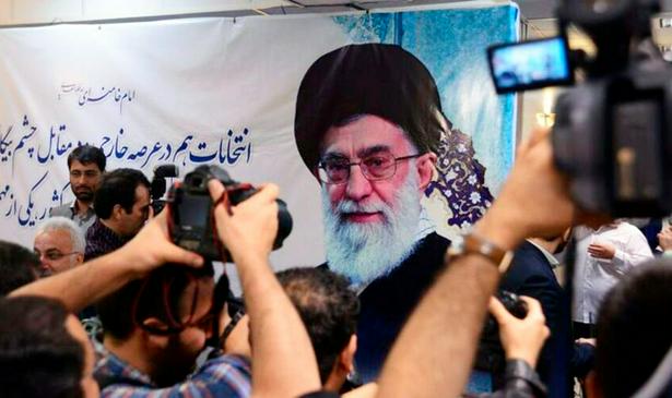 Oyatulloh Ali Xomanaiy oʻlimi 